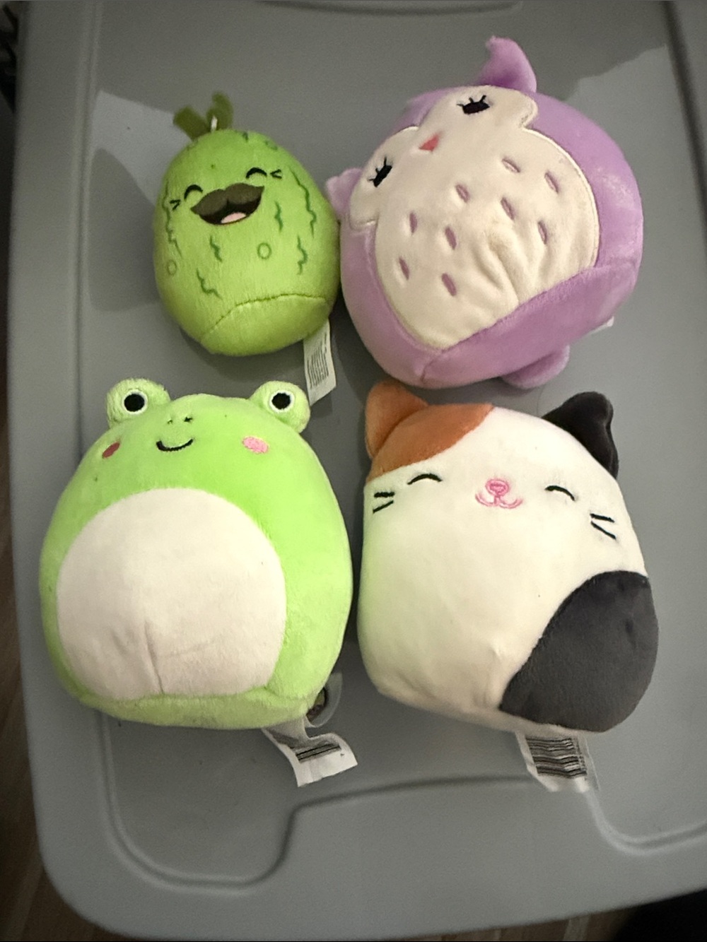 Lot of 4/ mini squishmallows